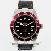 Tudor Black Bay Heritage Burgundy Red Bezel Stainless Steel Case Leather Strap 41mm Red Bezel Automatic Watch 79220R
