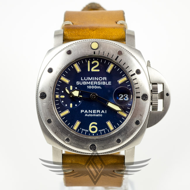 Panerai PAM00087 "La Bamba" Submersible 1000m Blue Tritium Marker Dial Custom Leather Strap Dive Watch PAM87H